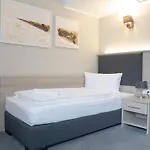 Hotel Alpha & Omega 3*