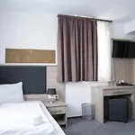 Alpha&omega Hotel 3*