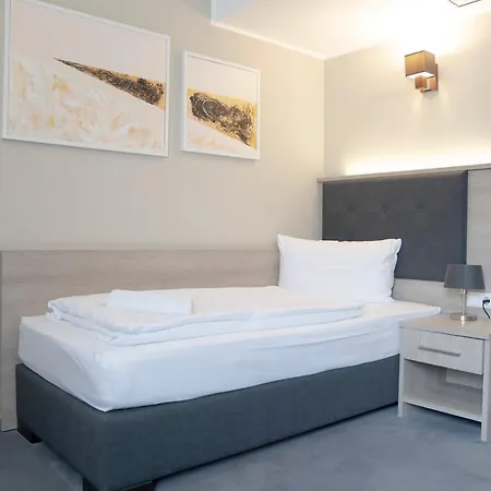 Hotel Alpha&omega - Air-conditioned 3*