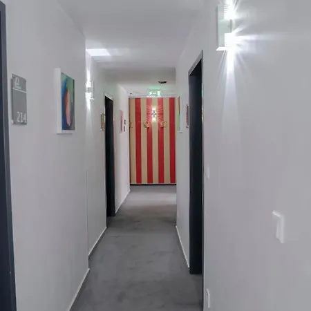 Alpha&omega - Air-conditioned Hotel
