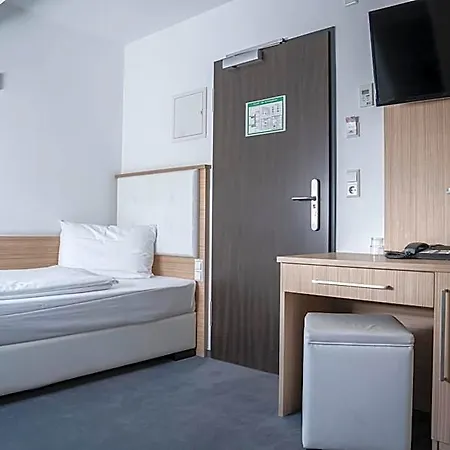 Alpha&omega - Air-conditioned Hotel 3*