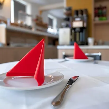 Alpha&omega - Air-conditioned Hotel 3*