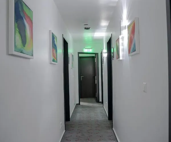 Hotel Alpha & Omega 3*