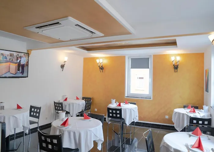 Alpha & Omega Hotel 3*