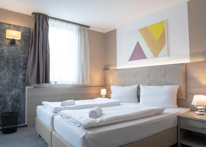 Alpha & Omega Hotel 3*