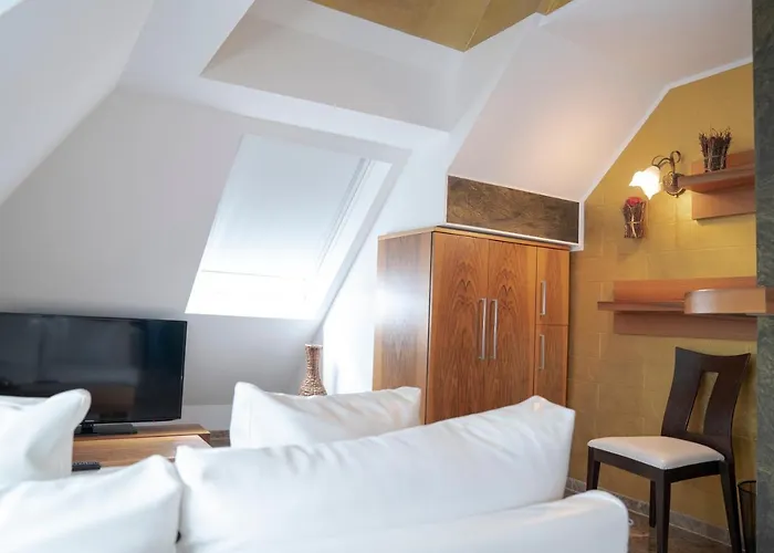 Alpha & Omega 3* Stuttgart