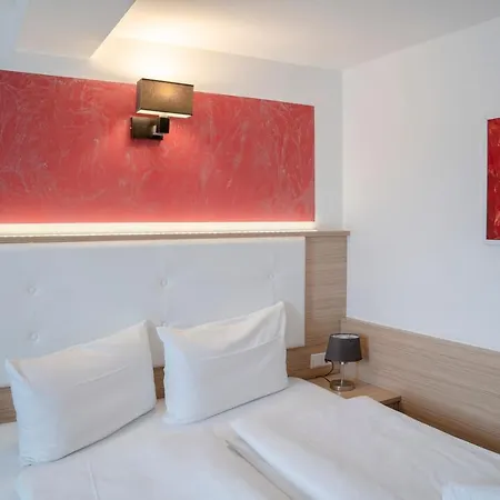 Alpha&omega - Airconditioned 3* Stoccarda